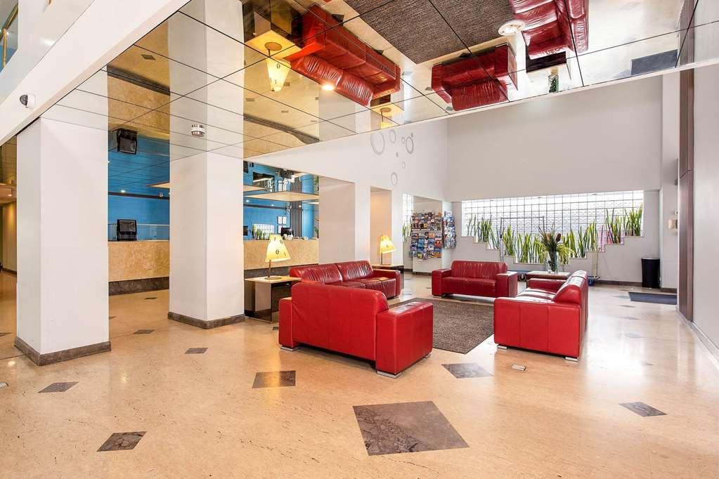 Quality Hotel Ambassador Perth Interior photo