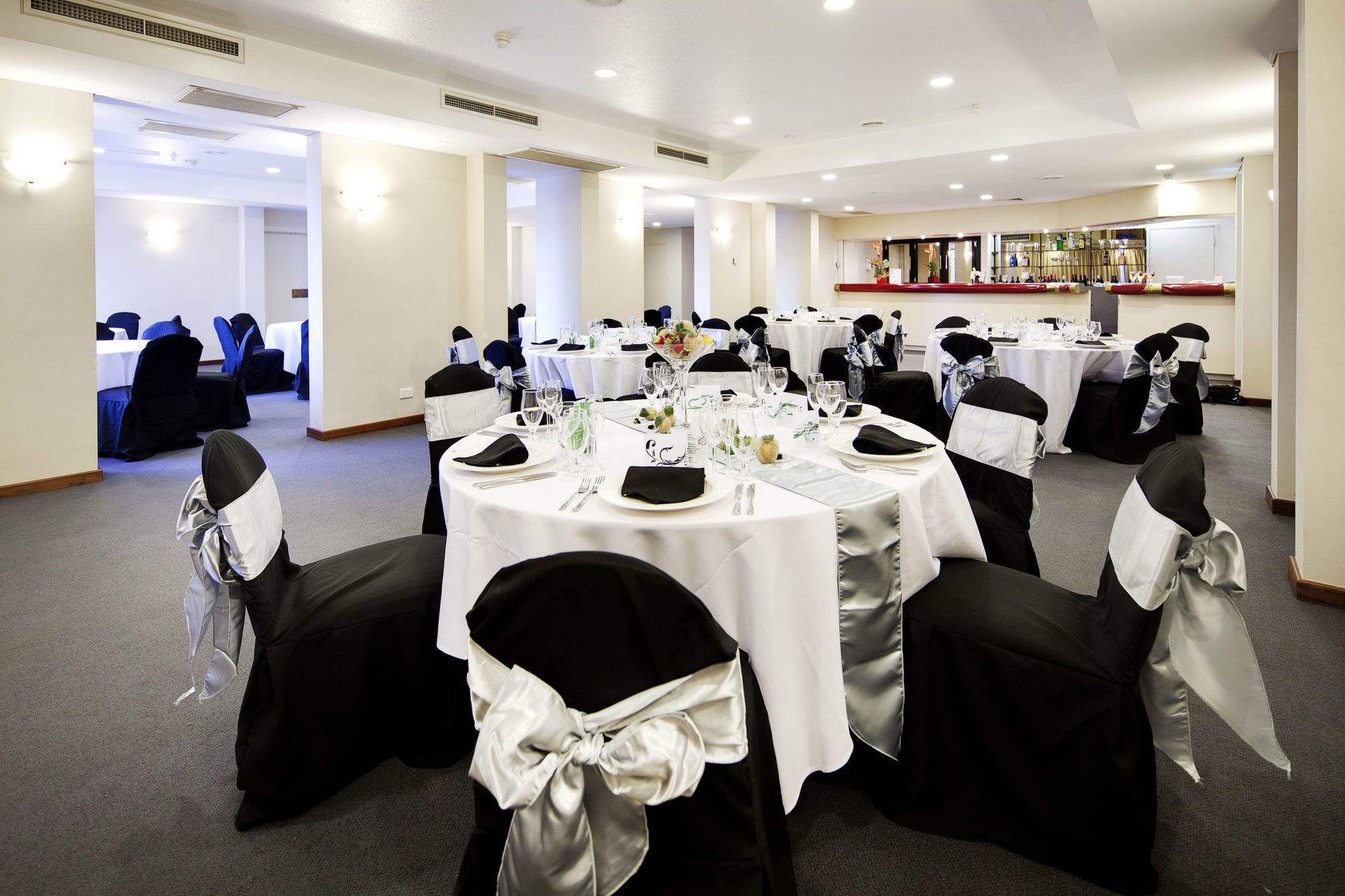 Quality Hotel Ambassador Perth Facilities photo