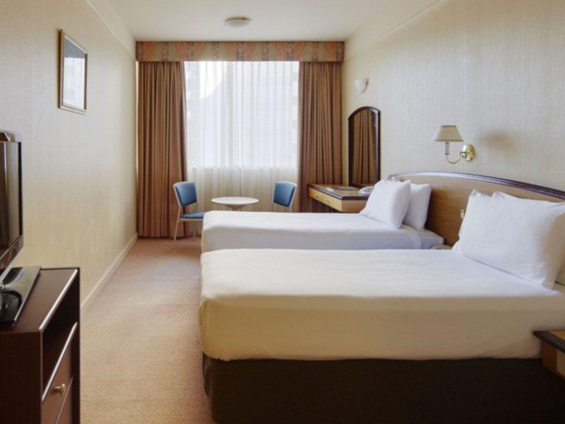 Quality Hotel Ambassador Perth Exterior photo