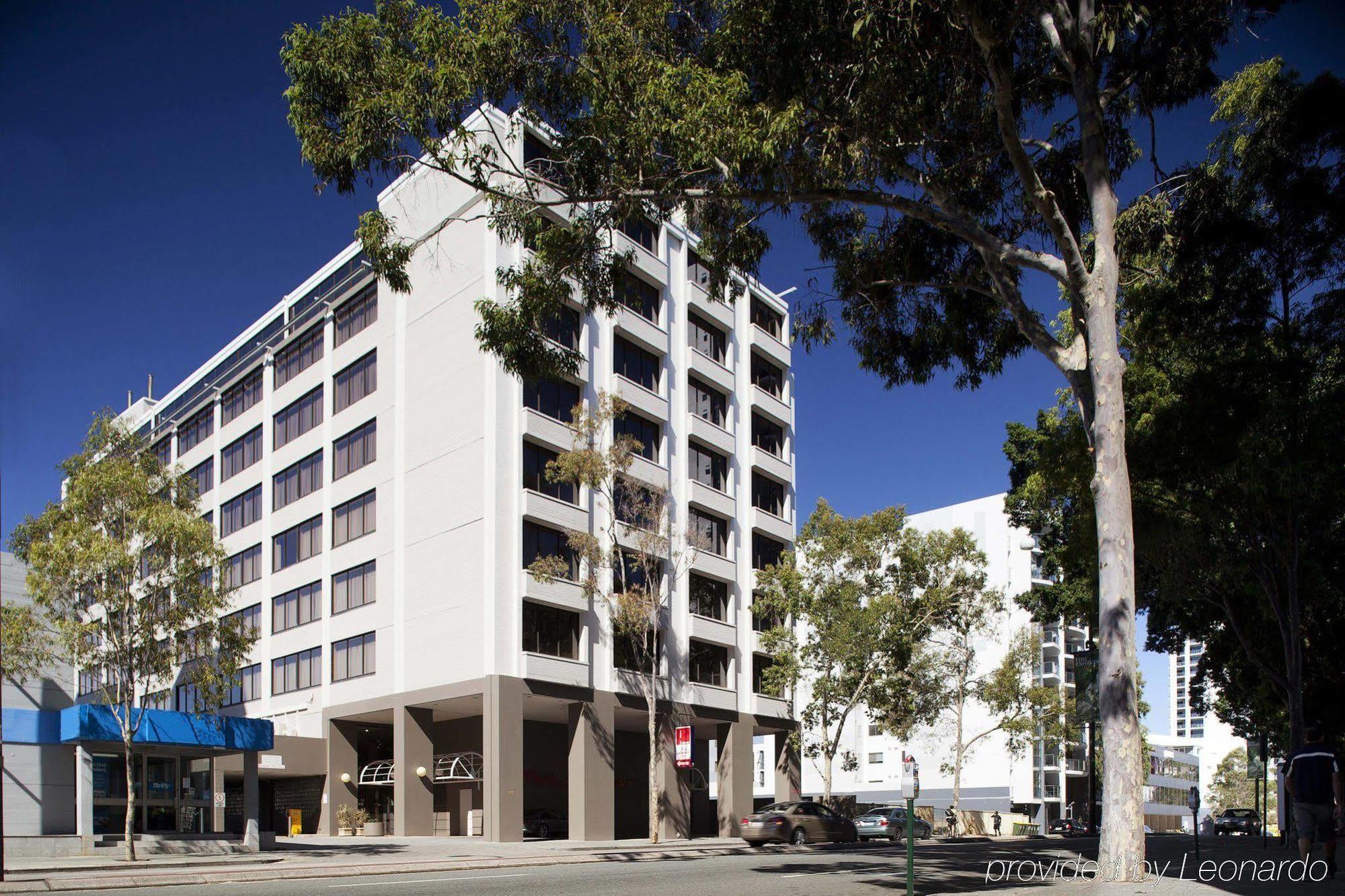 Quality Hotel Ambassador Perth Exterior photo